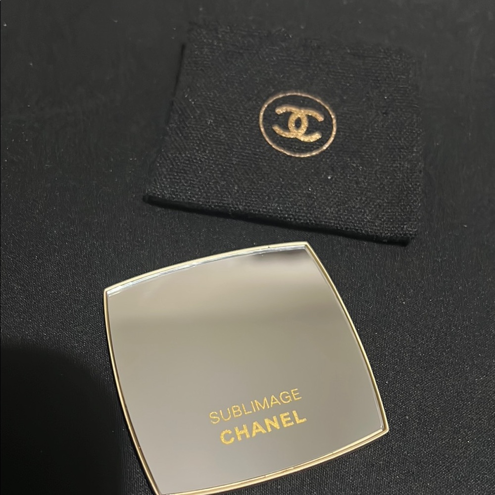 Chanel Sublimage Compact Mirror - Gold